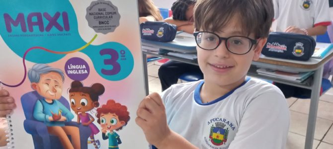 Apucarana investe no ensino de inglês e espanhol para crianças da rede municipal