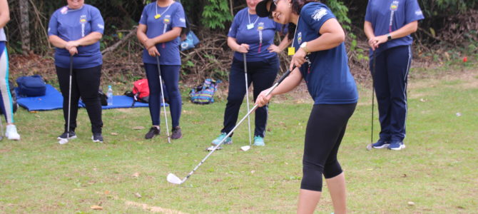 Professores de educação física participam de curso sobre Golf 7