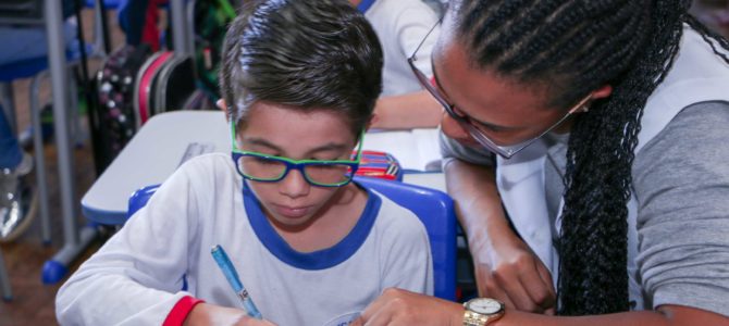 Apucarana alcança o primeiro lugar em alfabetização na idade certa  entre os grandes municípios do Paraná