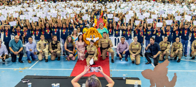 PROERD forma 1.428 estudantes da rede municipal de Apucarana