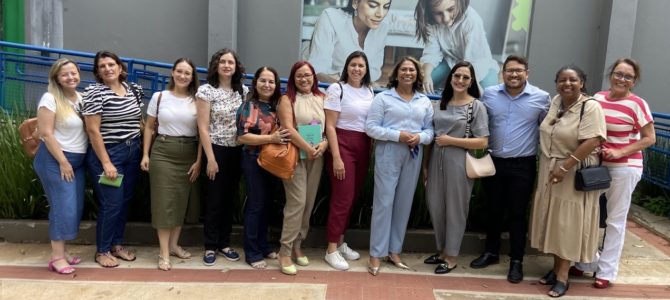 Educadores de Apucarana visitam Instituto Maringaense de Autismo