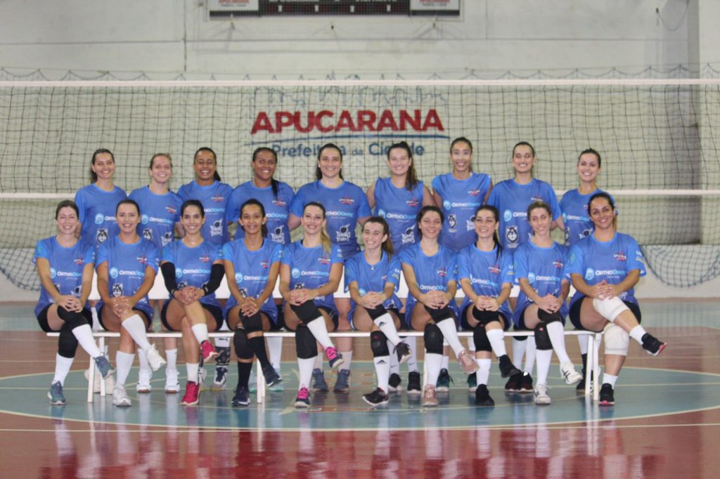 Equipe de vôlei feminino de Apucarana estreia na Liga de Maringá