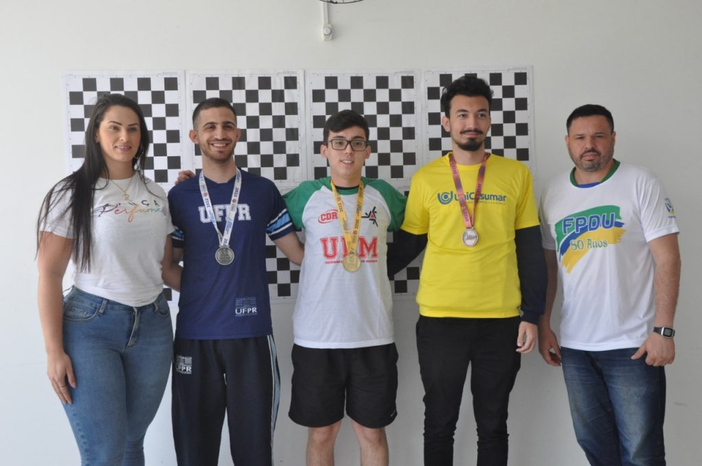 Atleta olímpica conquista duas medalhas nos Jogos Universitários –  Prefeitura Municipal de Apucarana