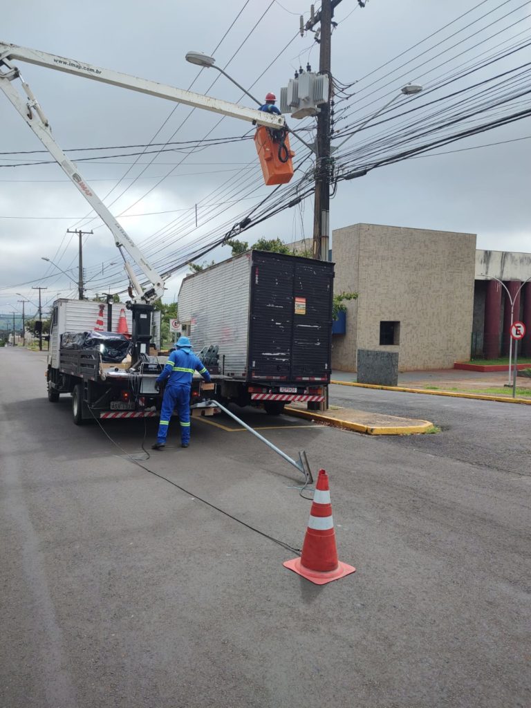 Começa a segunda etapa da instalação de LUZES DE LED nas ruas de Erechim 