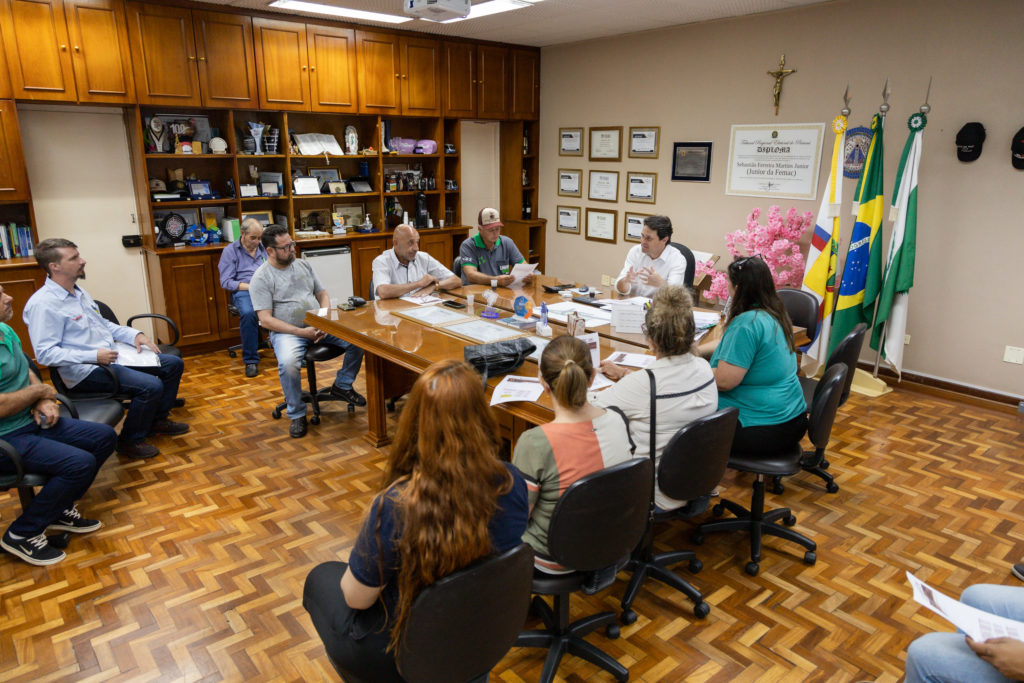 Visando seus 100 anos, Iate Clube lança concurso para criação de